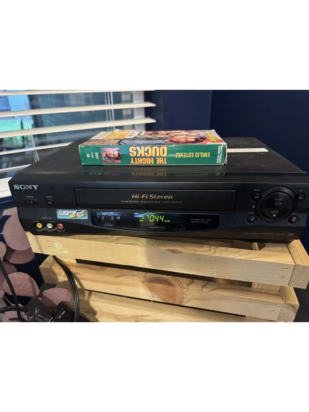 Sony SLV-N55 Hi-Fi Stereo VHS VCR Video Cassette Recorder Working No Remote